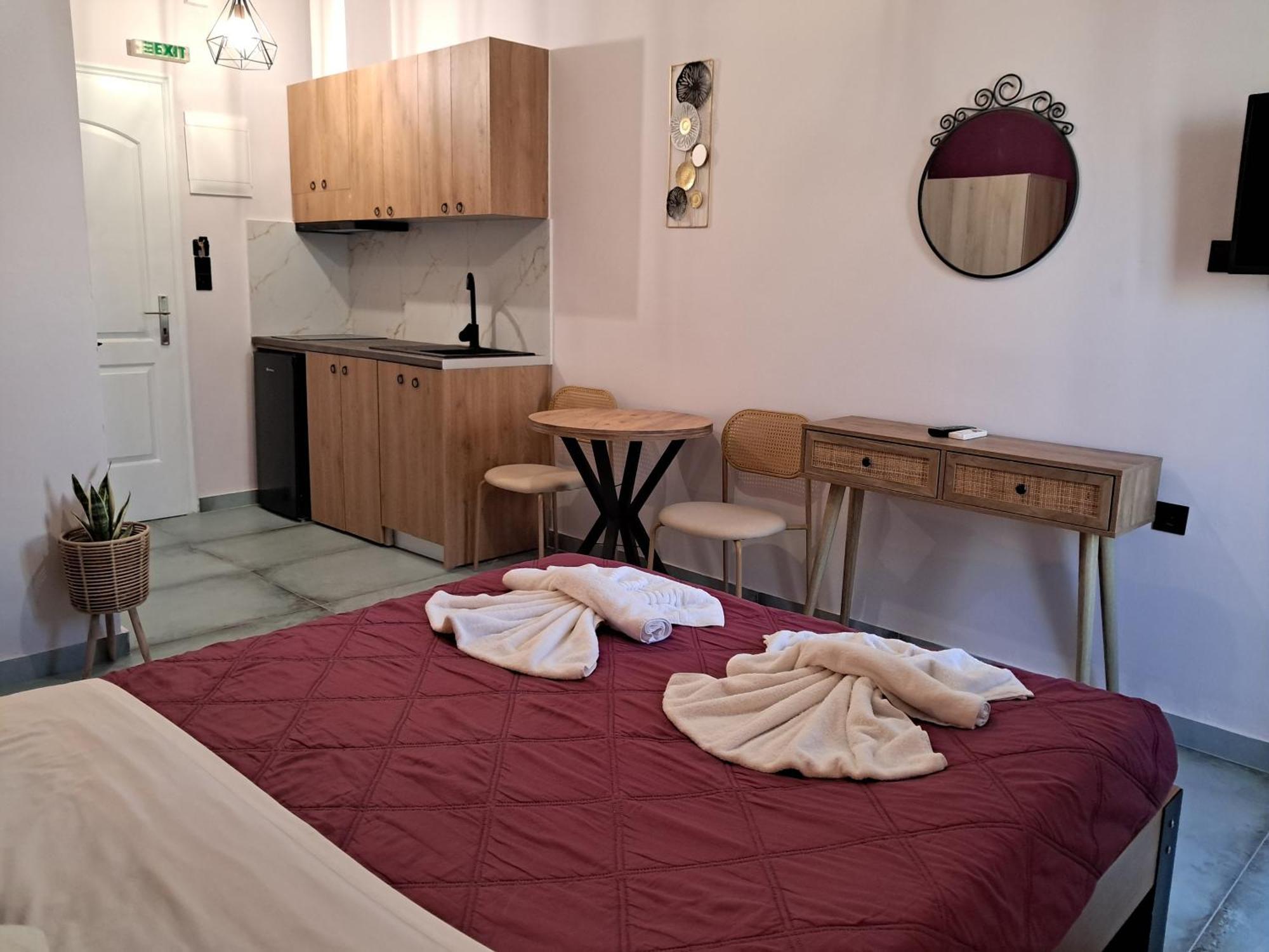 Poppy Beloni Aparthotel Chania  Buitenkant foto