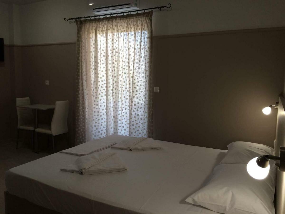 Poppy Beloni Aparthotel Chania  Buitenkant foto